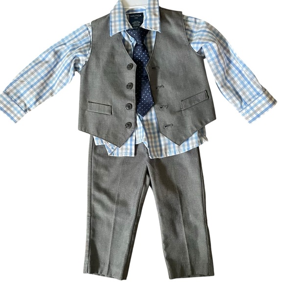 Nautica Baby Boys Sharkskin Suit Vest, Pants, Shirt and Tie, Set Size 18 M - Picture 3 of 15